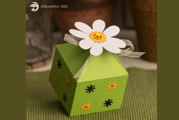Daisy Favor Birthday Gift SVG Box