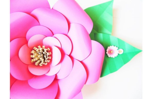 Everly Bloom Giant Flower SVG Template